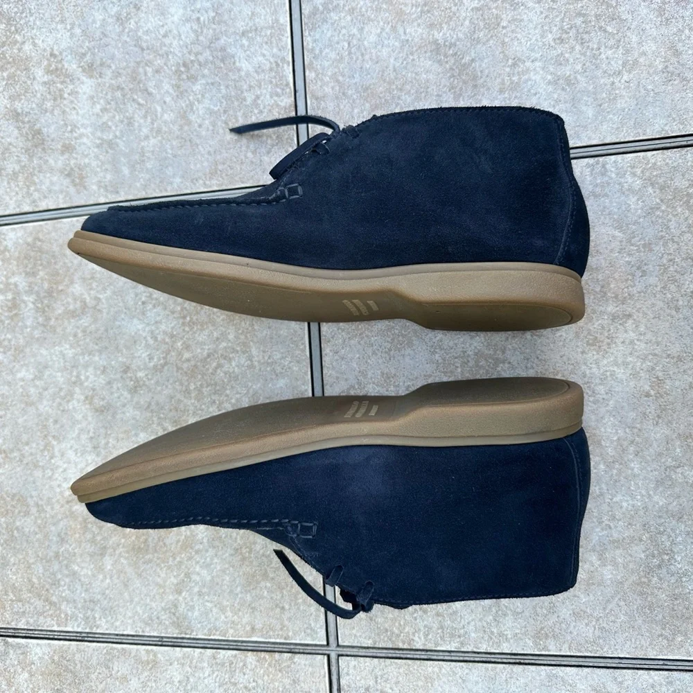 Brunello Cucinelli Navy Suede Chukka Boots with Tan Sole